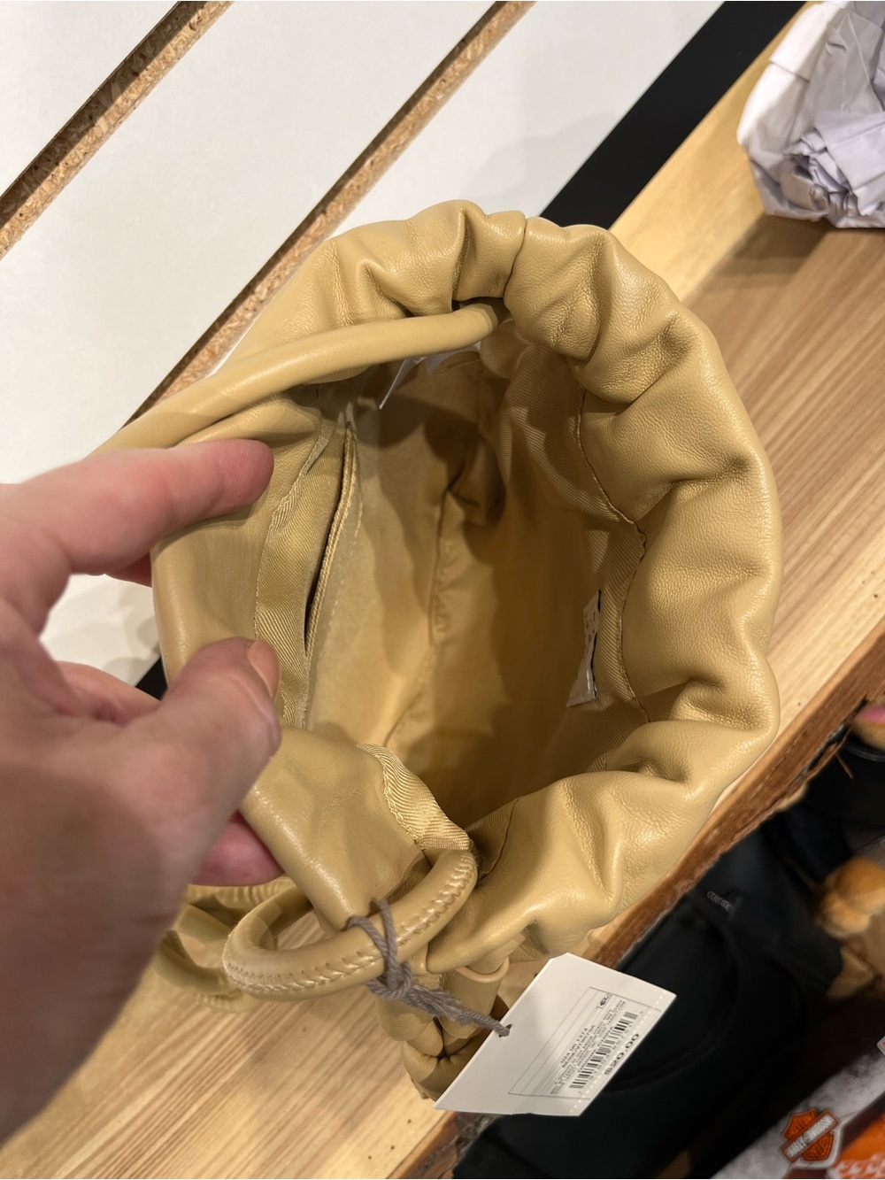 Faux leather slouchy drawstring crossbody bag - Picture 7 of 11